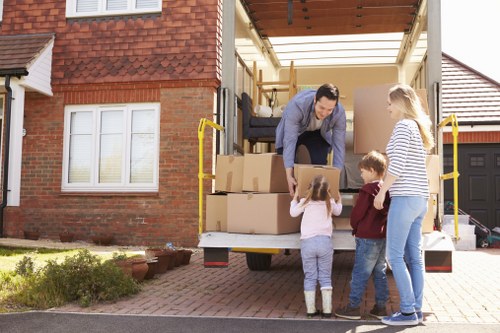 Tips for a successful move with removal trucks